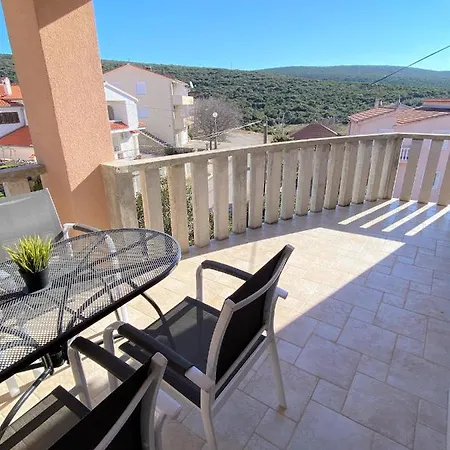 Ria Apartment